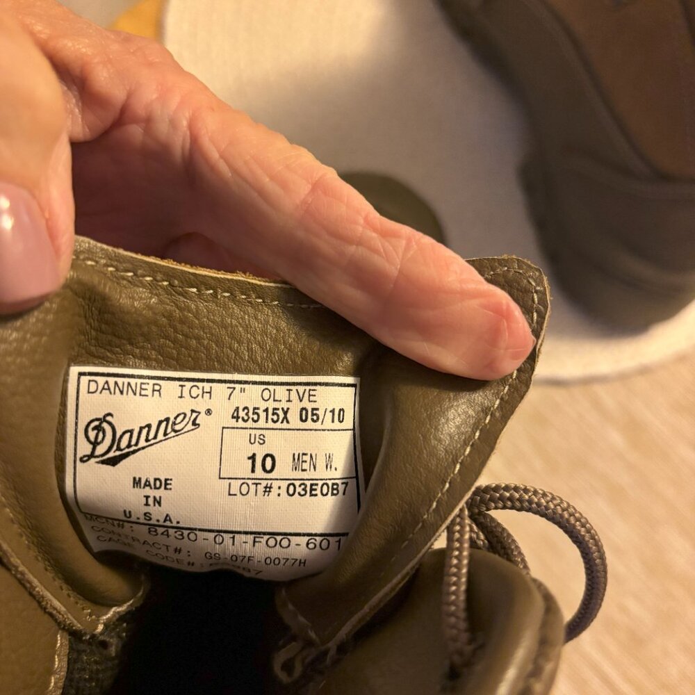New Men's Size 10-Wide Danner Combat Hiking Boot.  Free Shipping - Picture 6 of 7